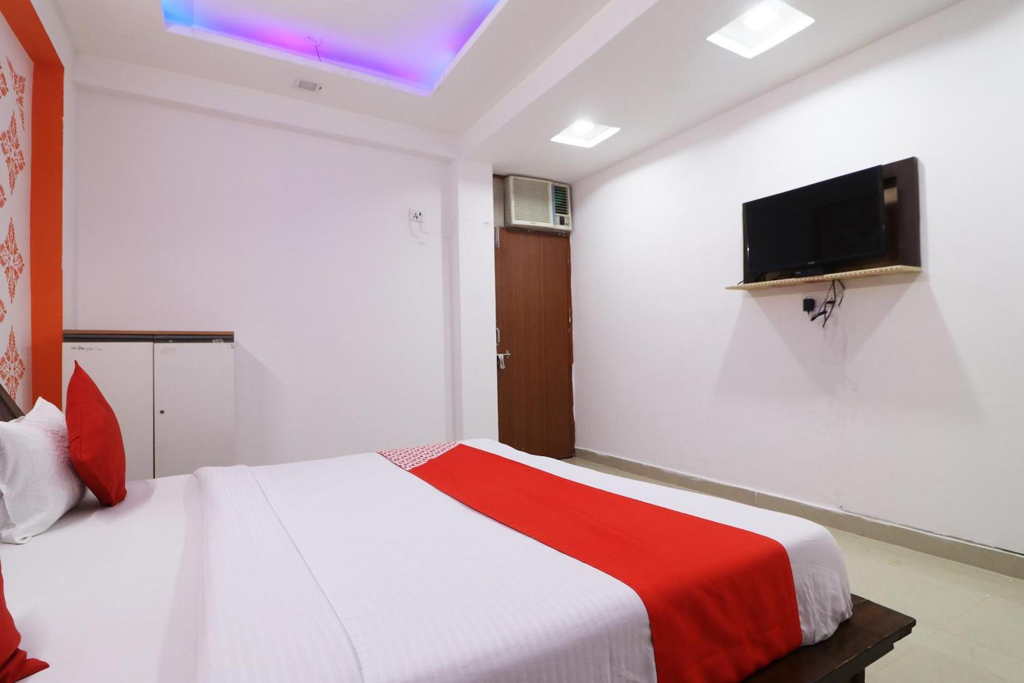 Hotel O Aaradhya Residency Noida Exterior foto