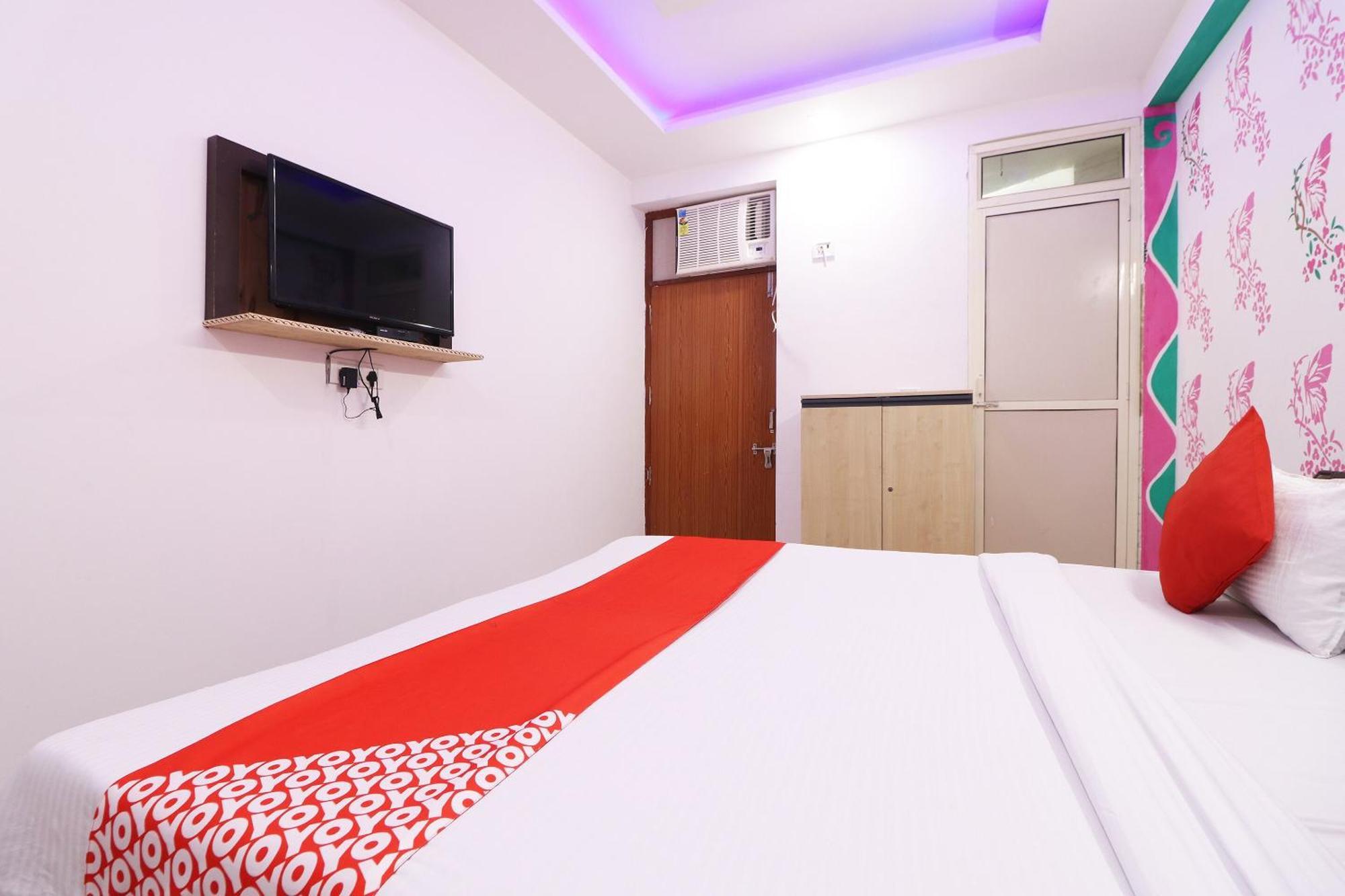 Hotel O Aaradhya Residency Noida Exterior foto